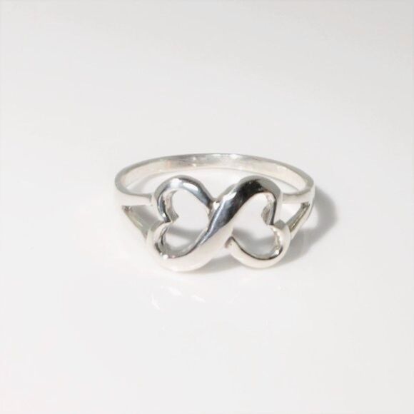 Infinity Hearts Ring in Sterling Silver Size 8 - Picture 2 of 7